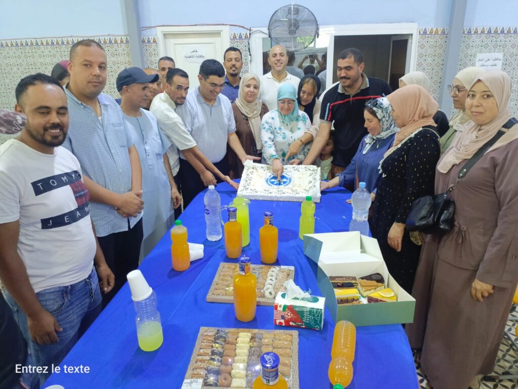 الاتحاد المغربي للشغل بالناظور يحتضن حفلاً تكريمياً على شرف أعوان الحراسة والنظافة بالقاعات الرياضية